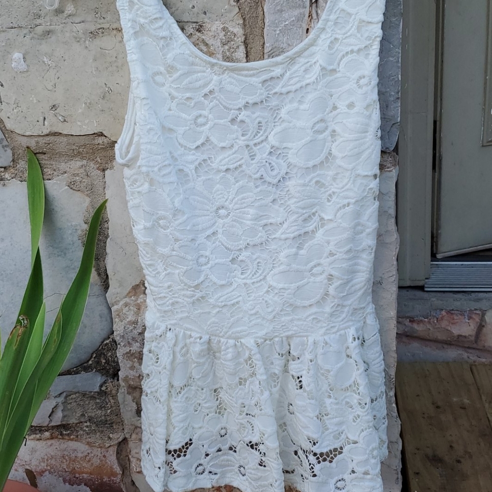Pretty white lace tank blouse